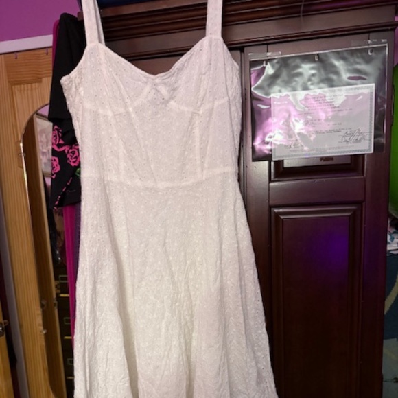 Ralph Lauren White Eyelet Sundress Sz 12 Sweetheart Neckline Wide Straps A-Line - Picture 1 of 11